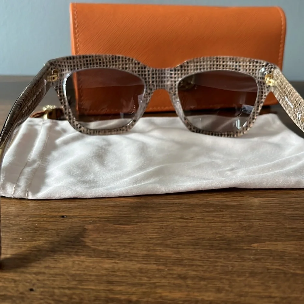 Tory Burch Sunglasses - Picture 3 of 5